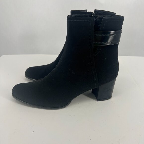 Stuart Weitzman Black Lined Booties Size 10 - Picture 6 of 17
